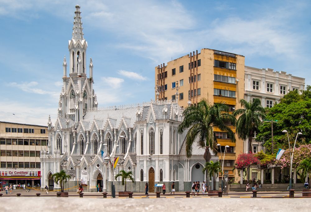 Iglesia La Ermita y arquitectura del centro de Cali